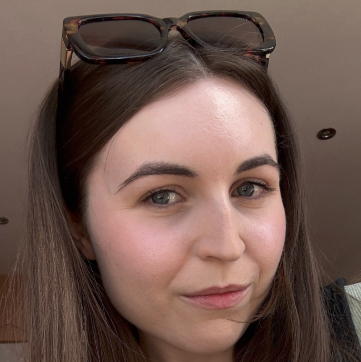 Leah Martin Headshot